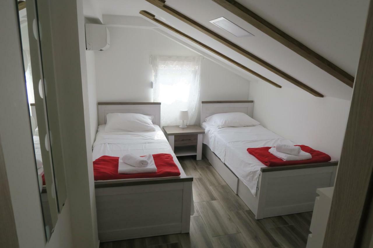 Family Apartment Baska  Ngoại thất bức ảnh