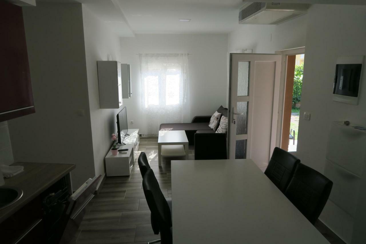 Family Apartment Baska  Ngoại thất bức ảnh